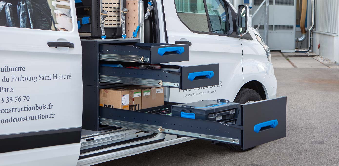 Heavy-duty drawer Jumbo-Unit: large drawers for plenty of storage space
